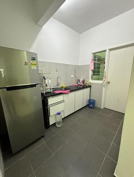 Kondominium untuk Disewa di Arena Residence - Derrick . - Kitchen - PropertyGuru.com.my