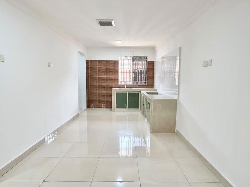1-storey Terraced House for Sale in Taman Johor Jaya (Johor Bahru) - Larry Ng - Kitchen - PropertyGuru.com.my