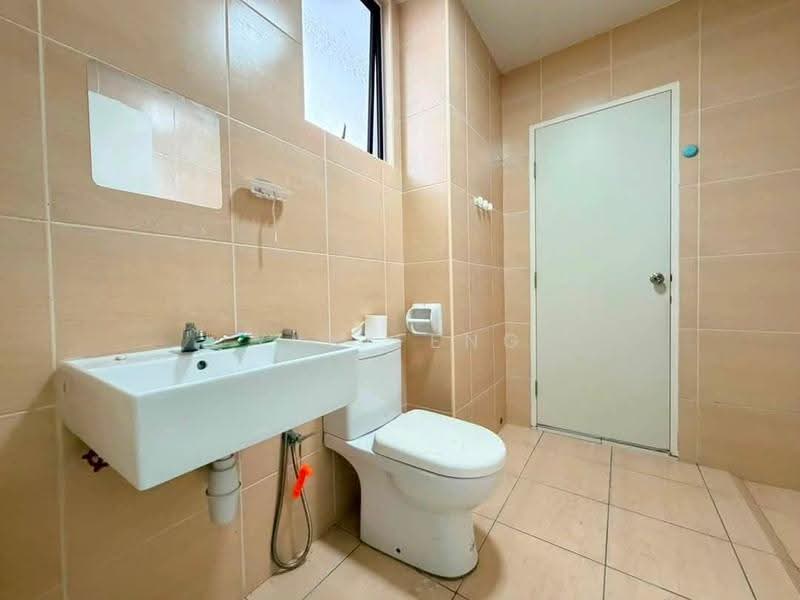Rumah Teres 2-Tingkat untuk Dijual di Johor Bahru (Johor) - Yun Feng - Bathroom - PropertyGuru.com.my