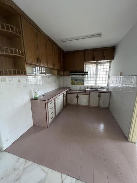 Apartment for Rent at Indah Apartments - Sisi Goh - Kitchen - PropertyGuru.com.my