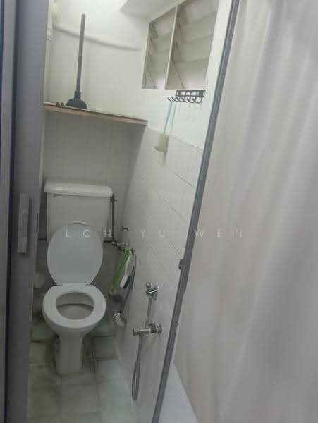 Rumah Flat untuk Dijual di Taman Utama - Loh Yu Wen - Bathroom - PropertyGuru.com.my
