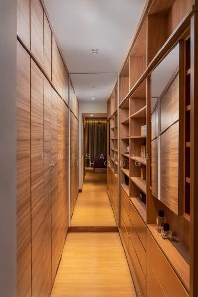 Kondominium untuk Dijual di Palace Court (Sri Istana) - Cassandra Thong - Corridor - PropertyGuru.com.my