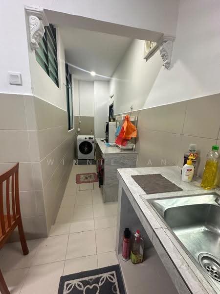 2-storey Terraced House for Sale in Bandar Seri Alam (Masai) - Winnie Tan - Kitchen - PropertyGuru.com.my