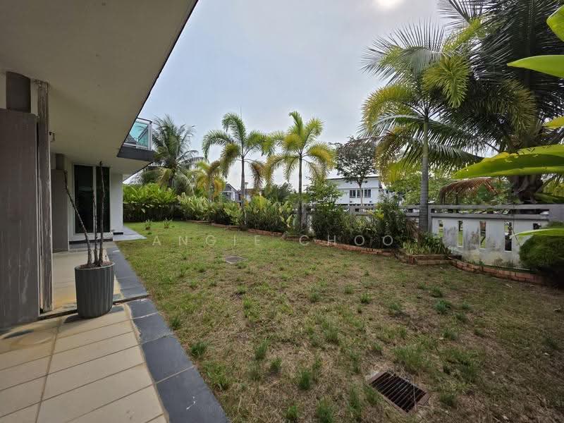 Rumah Berkembar untuk Dijual di Nilai (Negeri Sembilan) - Angie Choo - Exterior - PropertyGuru.com.my