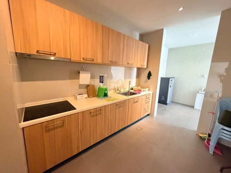 Kondominium untuk Dijual di KSL D'Esplanade Residence - Victor Chia - Kitchen - PropertyGuru.com.my