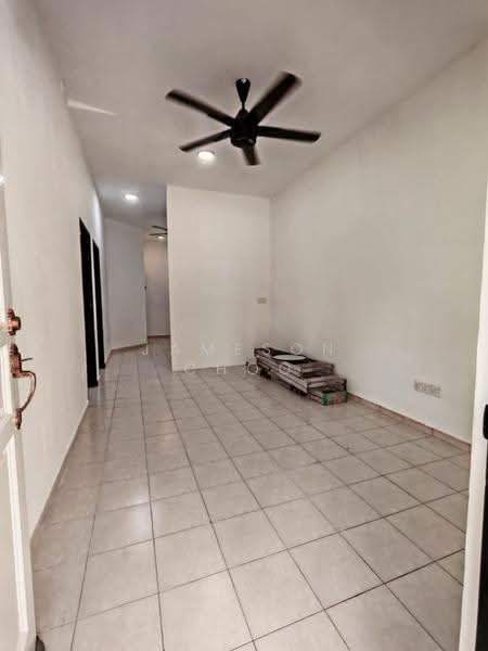 1-storey Terraced House for Sale in Taman JP Perdana (Johor Bahru) - Jameson Choo - Corridor - PropertyGuru.com.my