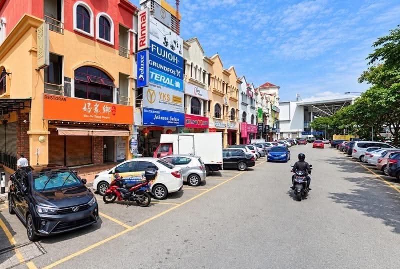 Kedai / Pejabat untuk Disewa di Petaling Jaya (Selangor) - Elynn Ooi - Exterior - PropertyGuru.com.my