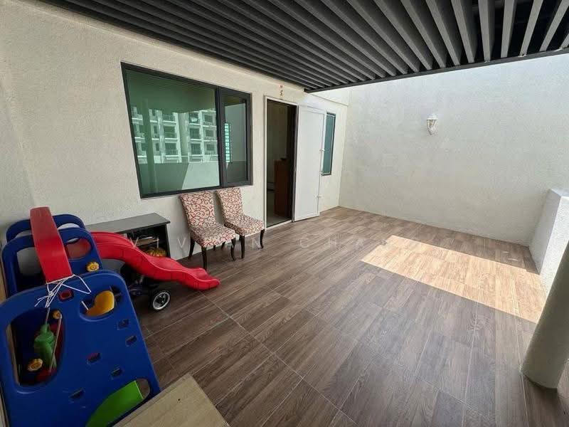 Kondominium untuk Disewa di Iconic Skies - Vivian Chang - Balcony - PropertyGuru.com.my