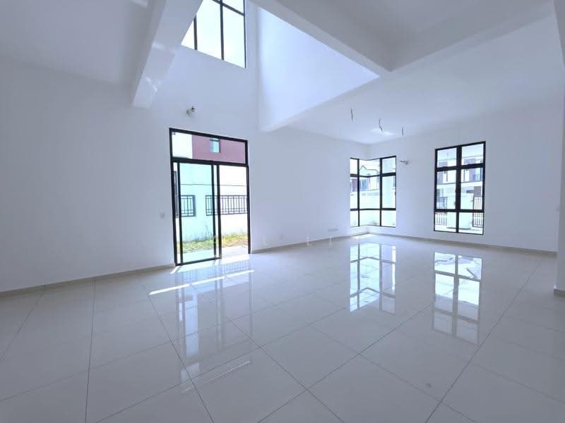 Semi-Detached House for Sale in Setia Eco Gardens (Gelang Patah) - Karl Lim - Living Room - PropertyGuru.com.my