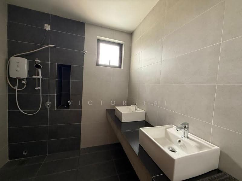 Rumah Teres 2-Tingkat untuk Disewa di Gelang Patah (Johor) - Victor Tai - Bathroom - PropertyGuru.com.my