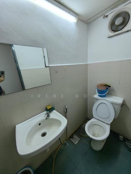 Office for Rent in Tanjung Tokong (Penang) - Irene Goh - Bathroom - PropertyGuru.com.my