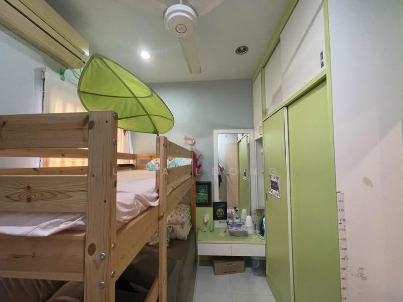Rumah Teres 2-Tingkat untuk Dijual di Taman Setia Indah (Tebrau) - Liza Leong - Bedroom - PropertyGuru.com.my