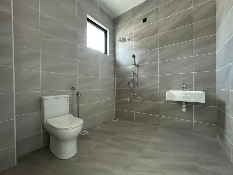 Rumah Berkembar untuk Dijual di Taman Sppk (Ipoh) - Joy Ho - Bathroom - PropertyGuru.com.my