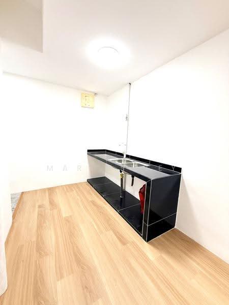 Rumah Teres 1-Tingkat untuk Dijual di Taman Puteri (Kluang) - Marcus Tey - Kitchen - PropertyGuru.com.my