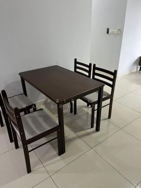 Kediaman Servis untuk Disewa di Savanna Executive Suite @ Southville City - Azizul Kamarul Zaman - Dining Room - PropertyGuru.com.my