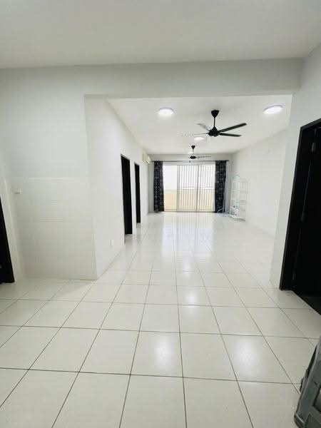 Pangsapuri untuk Disewa di Residensi Jalan Jubilee - Philip Ng - Living Room - PropertyGuru.com.my