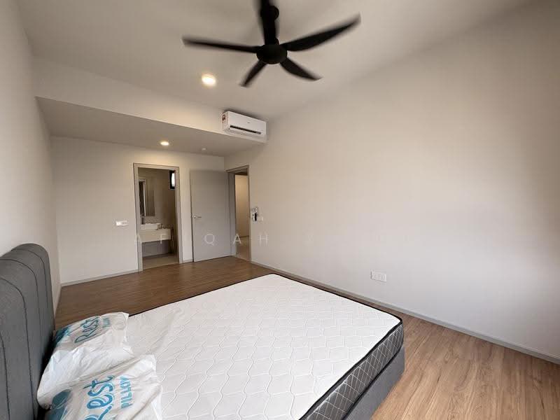 Kediaman Servis untuk Disewa di Melawati : Park One - Afiqah zaidi - Bedroom - PropertyGuru.com.my