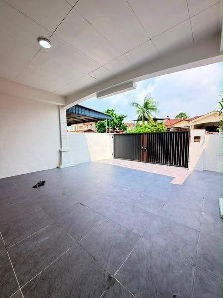 1-storey Terraced House for Sale in Bandar Putra Kulai (Kulai) - Marcus Tey - Exterior - PropertyGuru.com.my