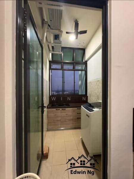 Kediaman Servis untuk Dijual di Mahkota Impian - Edwin Ng - Kitchen - PropertyGuru.com.my