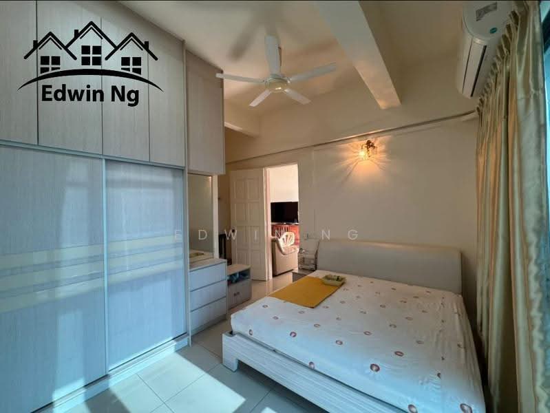 Kediaman Servis untuk Dijual di Mahkota Impian - Edwin Ng - Bedroom - PropertyGuru.com.my