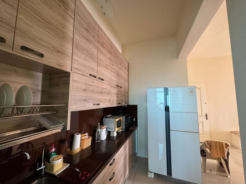 Kediaman Servis untuk Dijual di Mahkota Impian - Edwin Ng - Kitchen - PropertyGuru.com.my