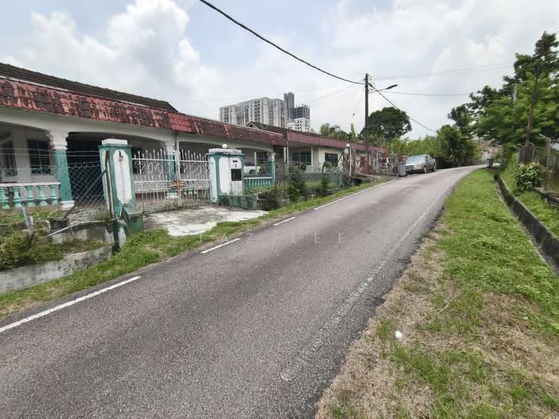 Bungalow House for Sale in Kampung Dato Onn (Johor Bahru) - Jaz Lee - PropertyGuru.com.my