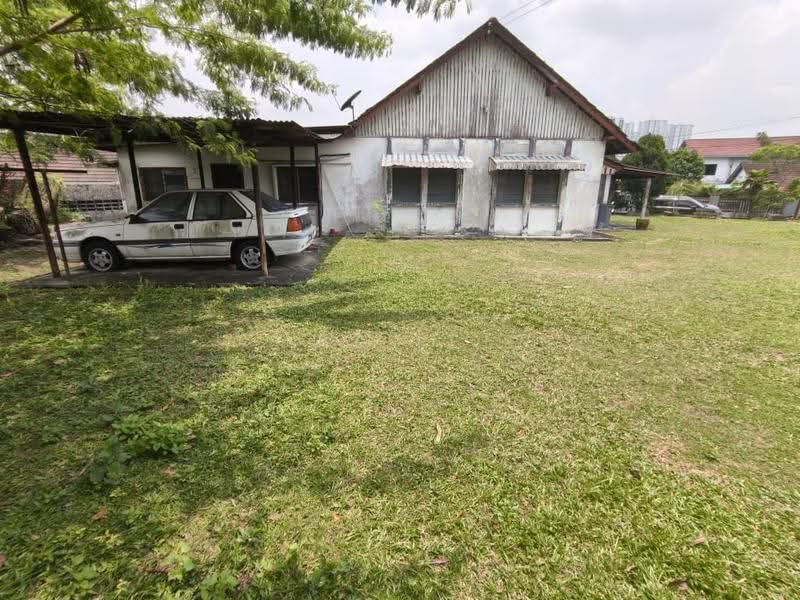 Bungalow House for Sale in Kampung Dato Onn (Johor Bahru) - Jaz Lee - PropertyGuru.com.my