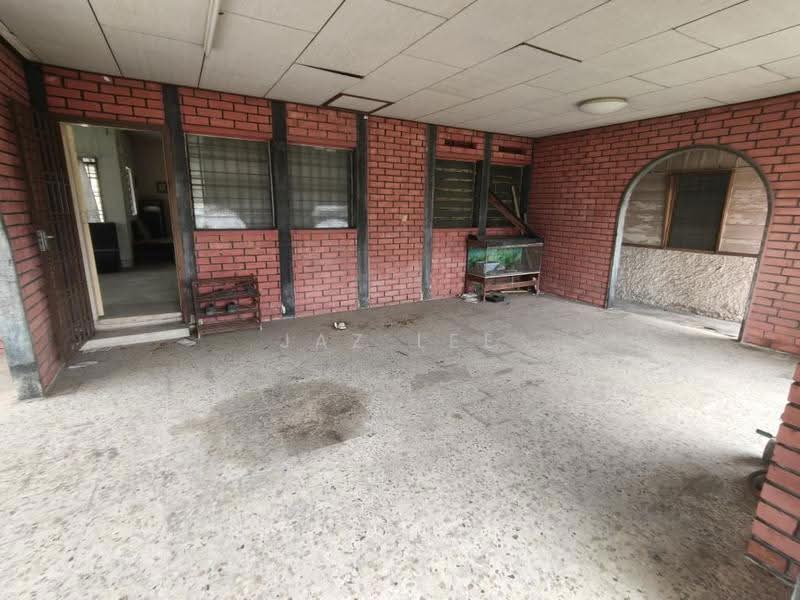 Bungalow House for Sale in Kampung Dato Onn (Johor Bahru) - Jaz Lee - PropertyGuru.com.my
