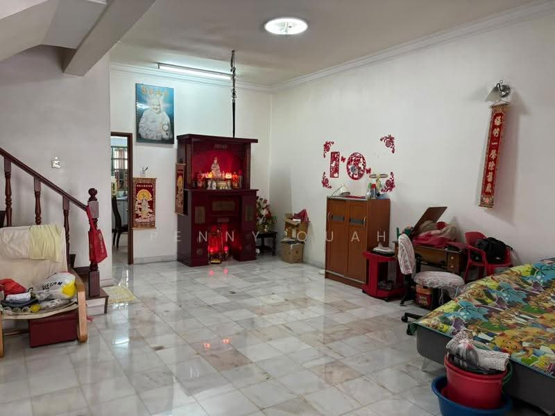Rumah Teres untuk Dijual di Bukit Rahman Putra (Sungai Buloh) - Penny Quah - Living Room - PropertyGuru.com.my