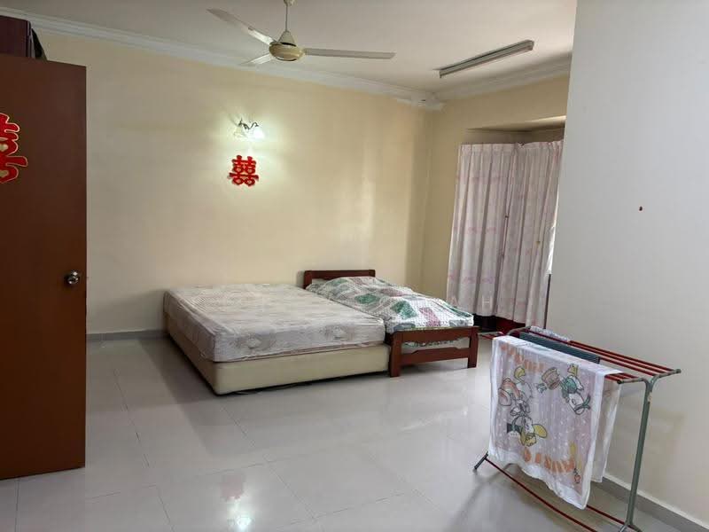 Rumah Teres untuk Dijual di Bukit Rahman Putra (Sungai Buloh) - Penny Quah - Bedroom - PropertyGuru.com.my