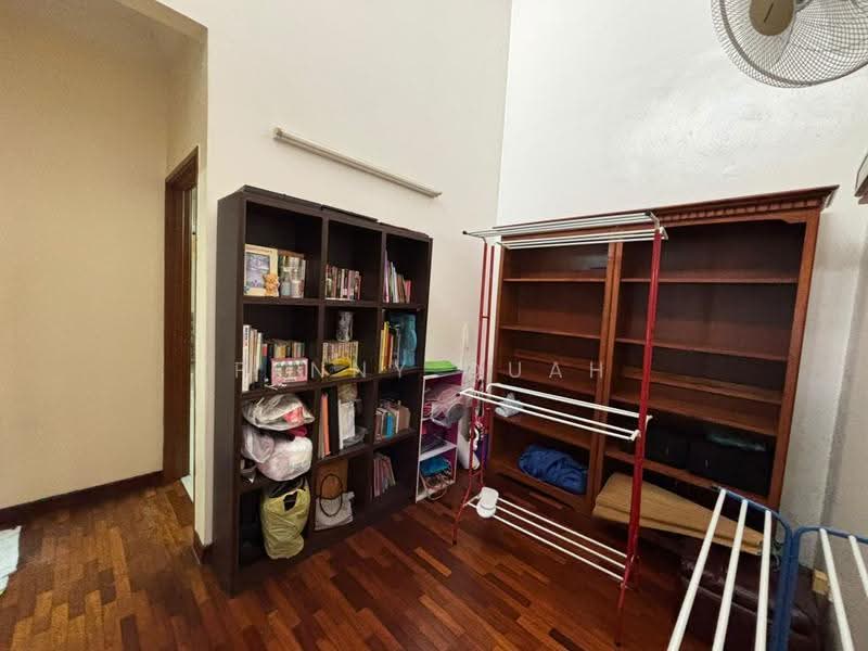Rumah Teres untuk Dijual di Bukit Rahman Putra (Sungai Buloh) - Penny Quah - Study - PropertyGuru.com.my