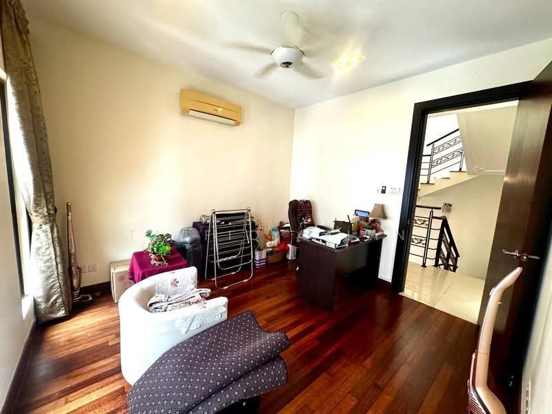 Rumah Berkembar untuk Dijual di KL City Centre (Kuala Lumpur) - Taufiq Azlan - Study - PropertyGuru.com.my