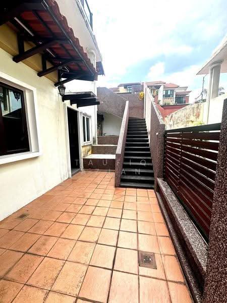 Rumah Berkembar untuk Dijual di KL City Centre (Kuala Lumpur) - Taufiq Azlan - Exterior - PropertyGuru.com.my