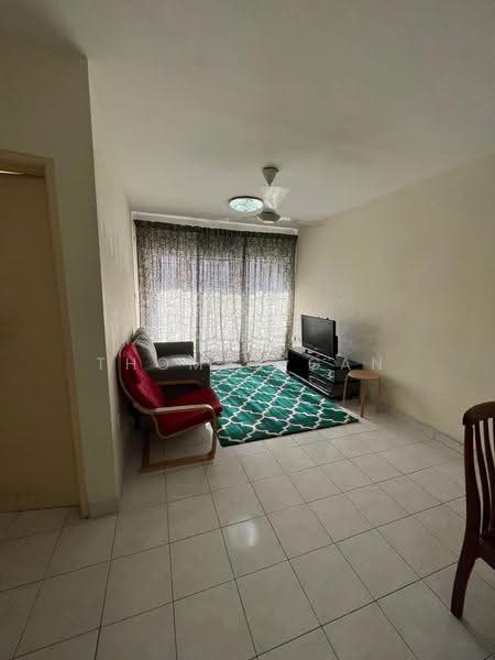 Pangsapuri untuk Disewa di Flora Damansara Apartment - Thomas Gan - Living Room - PropertyGuru.com.my
