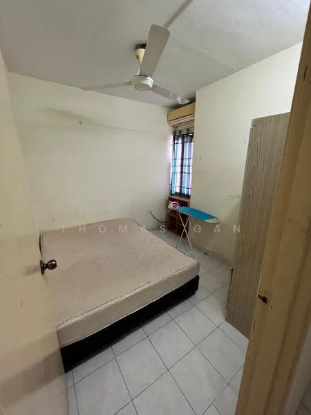 Pangsapuri untuk Disewa di Flora Damansara Apartment - Thomas Gan - Bedroom - PropertyGuru.com.my