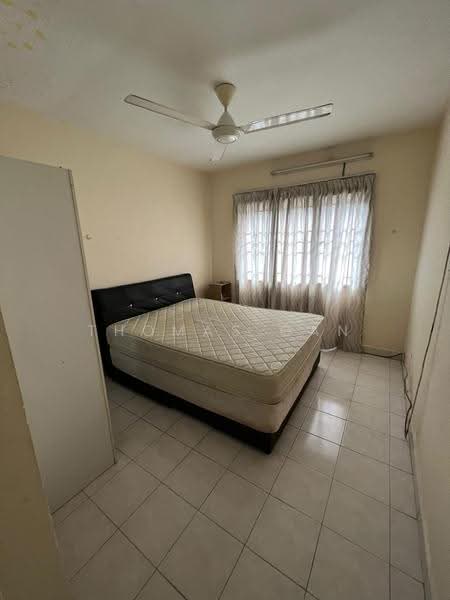 Pangsapuri untuk Disewa di Flora Damansara Apartment - Thomas Gan - Bedroom - PropertyGuru.com.my