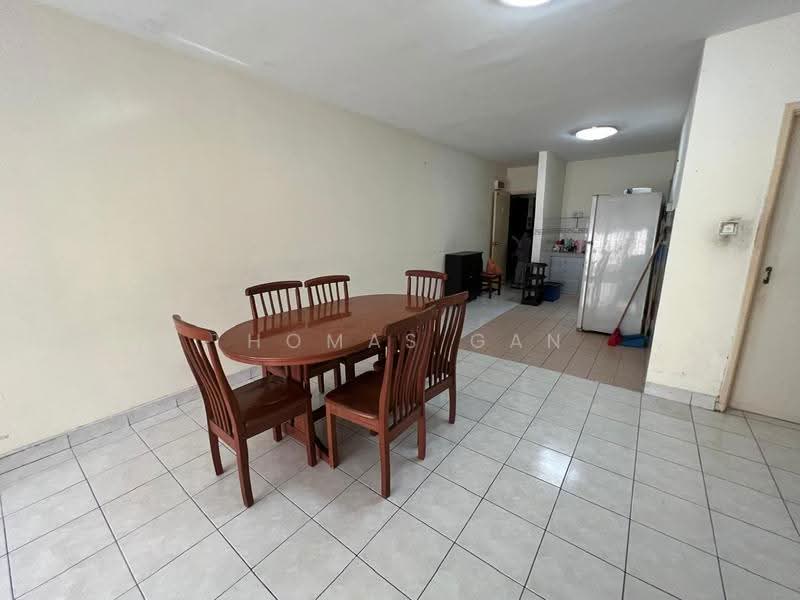 Pangsapuri untuk Disewa di Flora Damansara Apartment - Thomas Gan - Dining Room - PropertyGuru.com.my