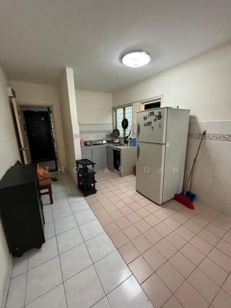 Pangsapuri untuk Disewa di Flora Damansara Apartment - Thomas Gan - Kitchen - PropertyGuru.com.my