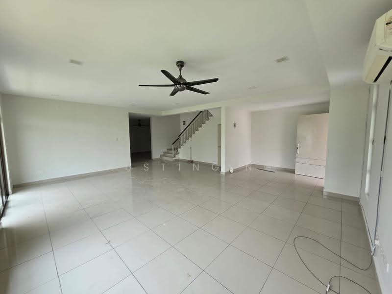 Cluster House for Sale in Bandar Putra Kulai (Kulai) - Austing Ng - Living Room - PropertyGuru.com.my
