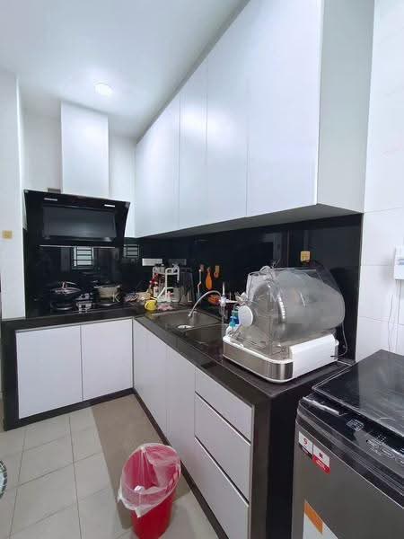 Rumah Teres 2-Tingkat untuk Dijual di Taman Setia Indah (Tebrau) - Karl Lim - Kitchen - PropertyGuru.com.my