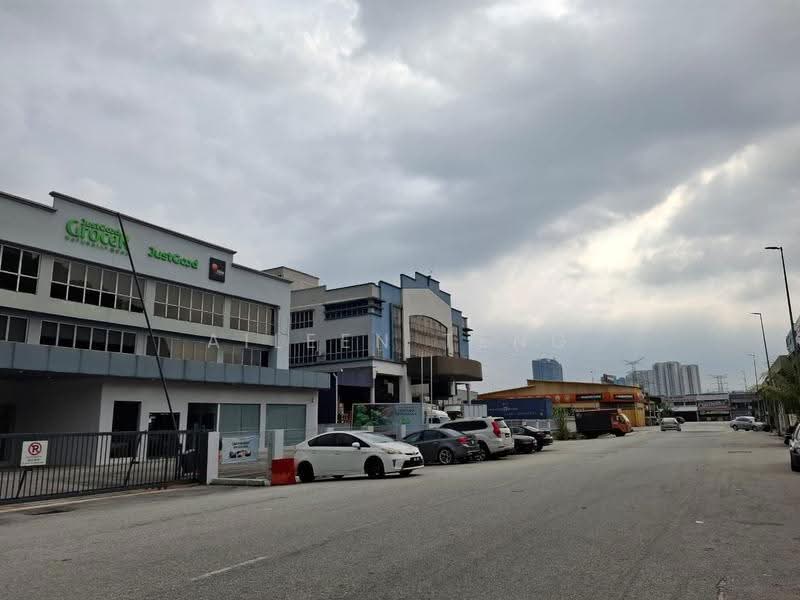 Shop / Office for Sale in Taman Sri Batu Caves (Batu Caves) - Aileen Teng - PropertyGuru.com.my