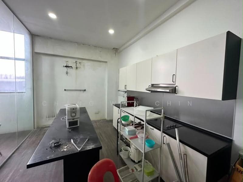 Kilang untuk Disewa di Eco Business Park 1 (Johor Bahru) - Chang Wan Chin - Kitchen - PropertyGuru.com.my