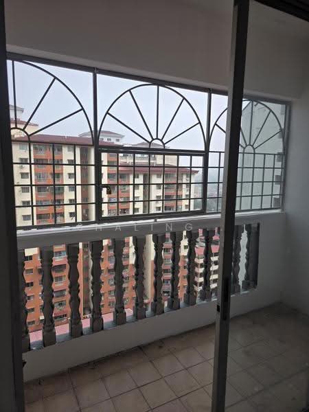 Pangsapuri untuk Dijual di Sri Raya Apartments - Shaling . - Balcony - PropertyGuru.com.my