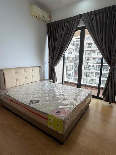 Condominium for Rent at Bay Laurel @ Country Garden Danga Bay - Wong Shau Wei - PropertyGuru.com.my