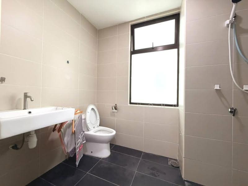 Service Residence for Rent at Wave @ Marina Cove - Janice Yong - Bathroom - PropertyGuru.com.my