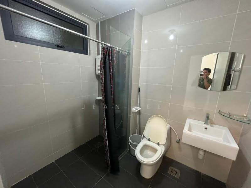 Kondominium untuk Disewa di The Raffles Suites - Jean Lee - Bathroom - PropertyGuru.com.my