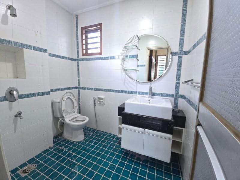 Link Bungalow for Sale in Taman Austin Heights (Tebrau) - Karl Lim - Bathroom - PropertyGuru.com.my