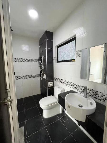 Service Residence for Rent at Sky View - Sam Yap - Bathroom - PropertyGuru.com.my