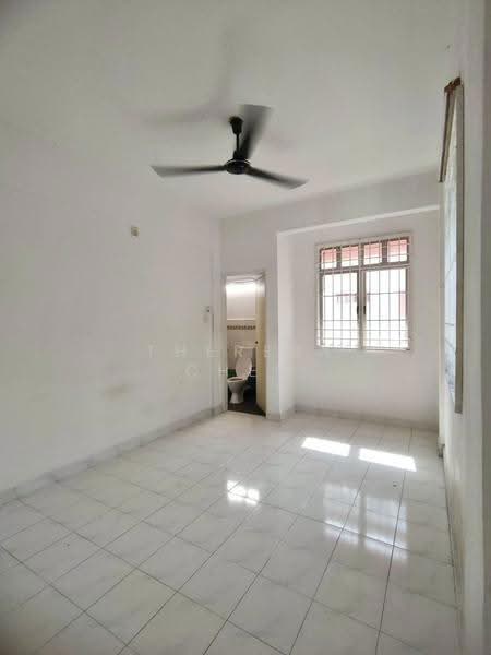 Townhouse for Rent in Taman Perai Utama (Perai) - Theresa Chew - Interior - PropertyGuru.com.my