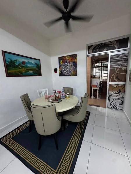 2-storey Terraced House for Sale in Taman Bestari Indah (Ulu Tiram) - JAN AU - Dining Room - PropertyGuru.com.my